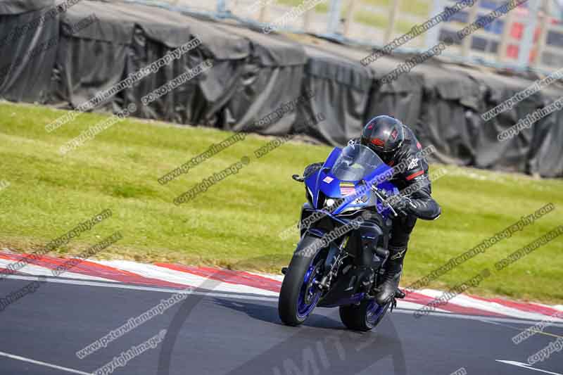 donington no limits trackday;donington park photographs;donington trackday photographs;no limits trackdays;peter wileman photography;trackday digital images;trackday photos